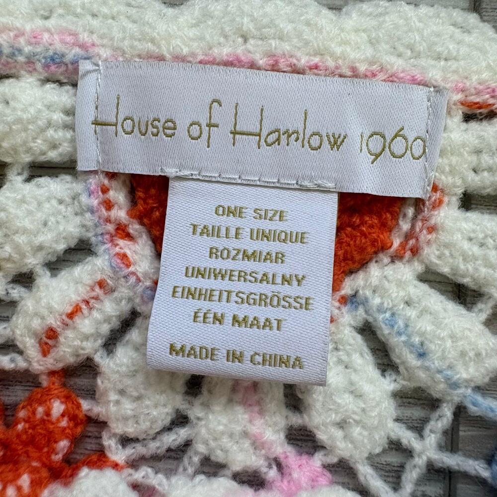 House of Harlow 1960 Crochet Floral Fringe Poncho Granny Patch Boho Festival - Picture 4 of 5